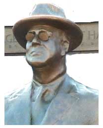 head of statue of FDR